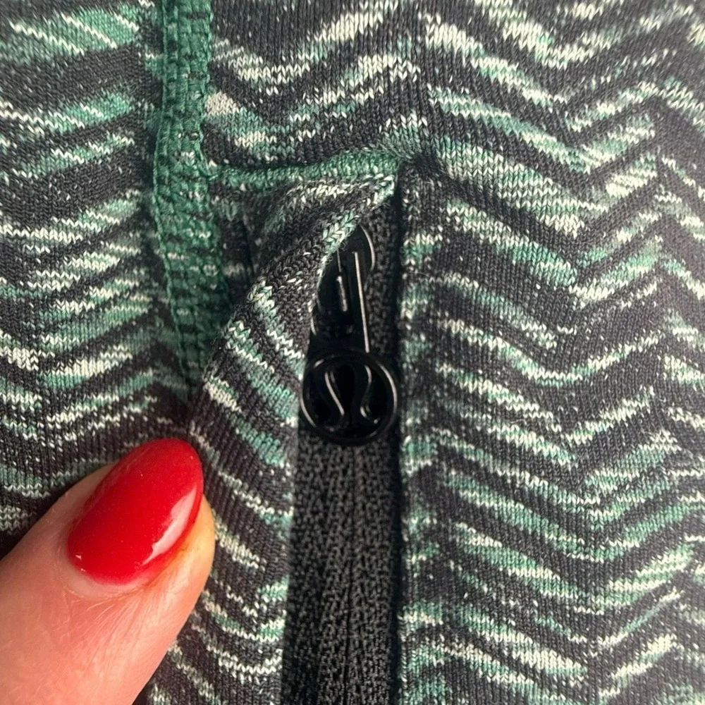 Lululemon Daily Practice Hooded Track Jacket Women's 4 Spacebone Green‎ Chevron - Picture 6 of 8